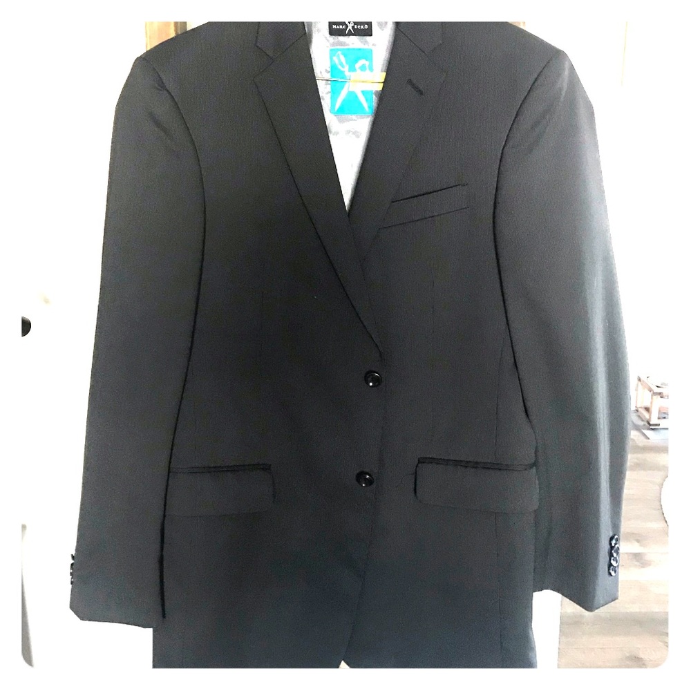 Marc Ecko suit Black